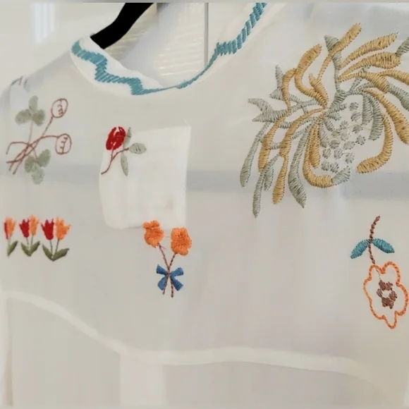 Johnny Was BIYA Top, Size XS, White Tunic, 100% Silk, Embroidered - Picture 8 of 13